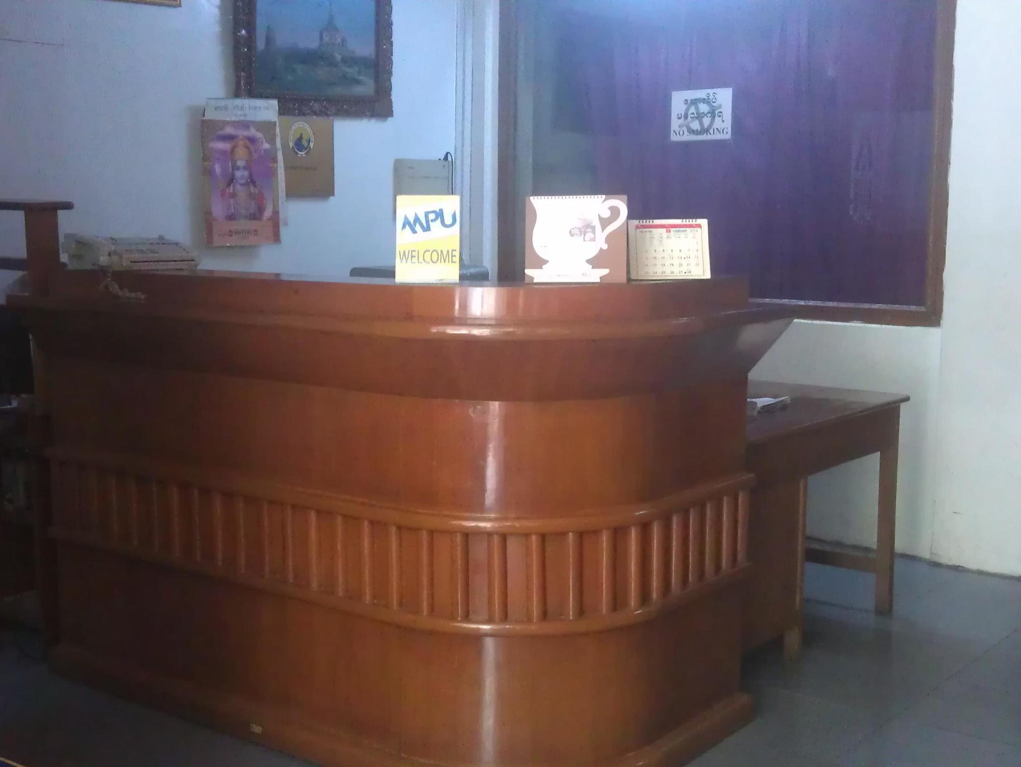 Hotel Everest Yangon