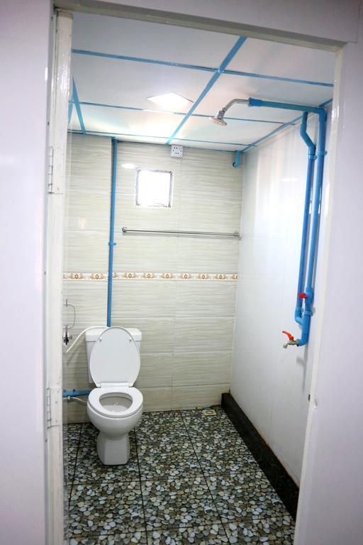 Hotel Everest Yangon